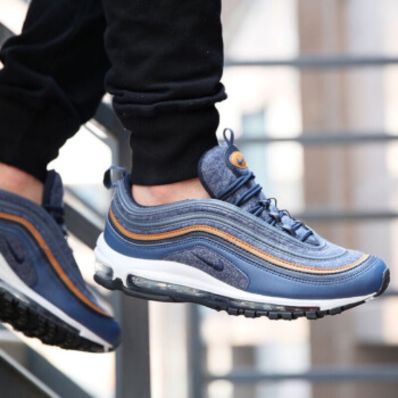 Wmns/Girls Nike Air Max 97 (Sz 6.5y)= (8w) - Picture 3 of 8